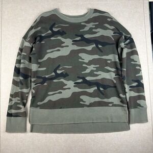 Time and Tru Women's Crewneck‎ Sweatshirt Green Camo Relaxed Medium (8-10)